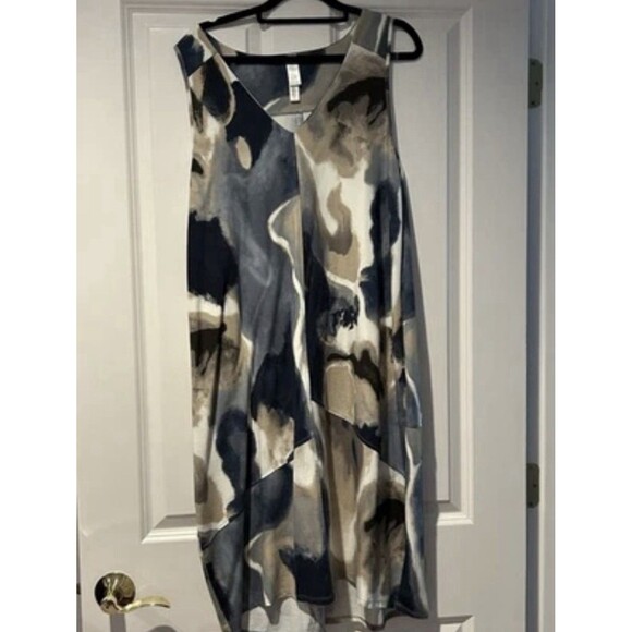 Marla Wynne Dresses & Skirts - Marla Wynne Sleeveless Balloon Dress